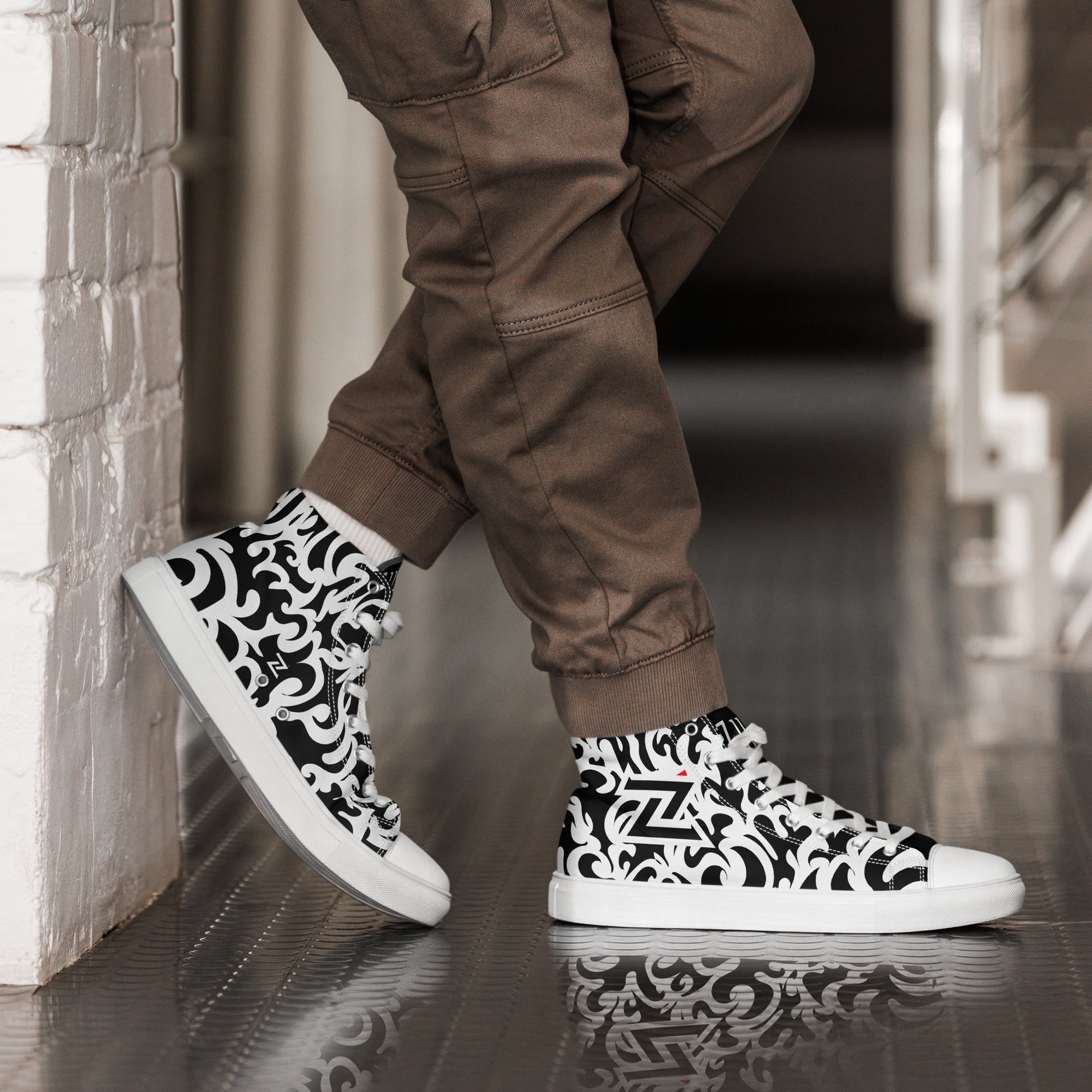 Zilla BigTruck Doodle1 High Top Canvas Shoes - Zilla